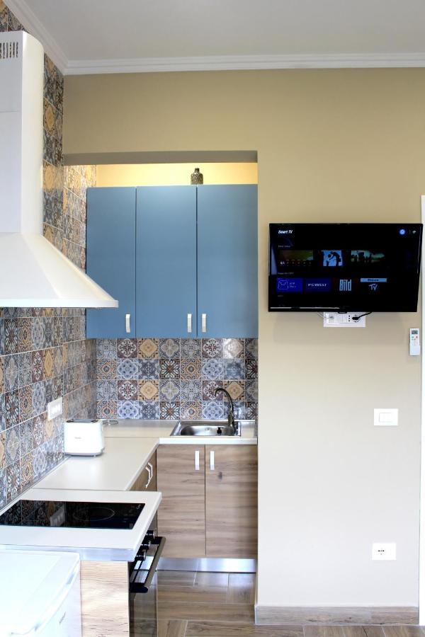 2V1 - Myslym Shyri Apartment Tirana Exterior photo