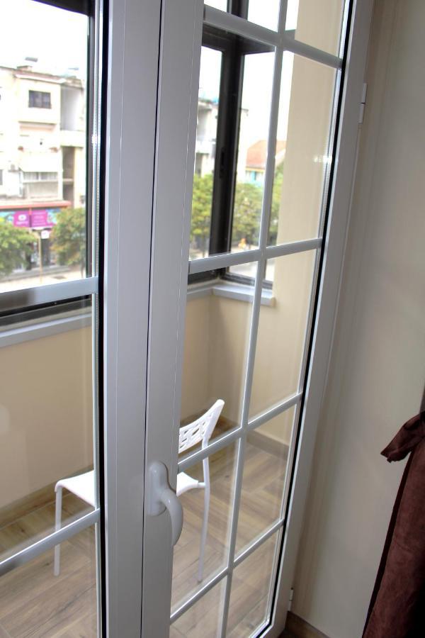 2V1 - Myslym Shyri Apartment Tirana Exterior photo